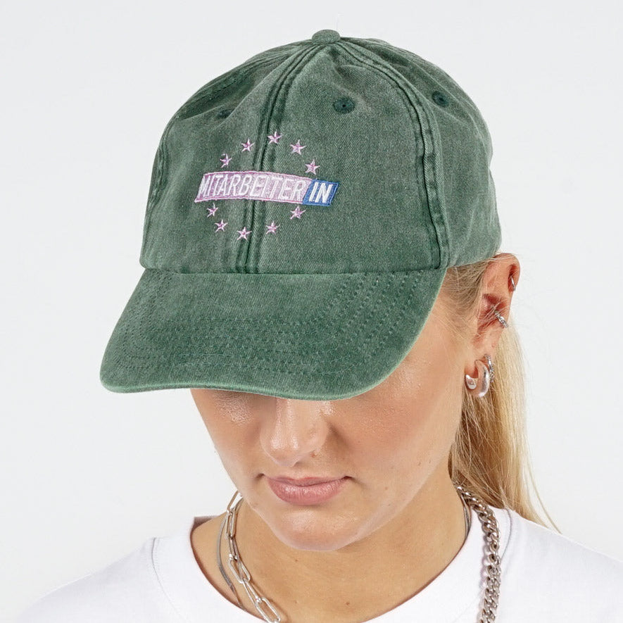 MitarbeiterIn Cap