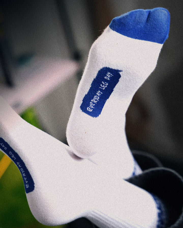 Spazierengehen Ultras Socken - KUGU x aengstefreunde