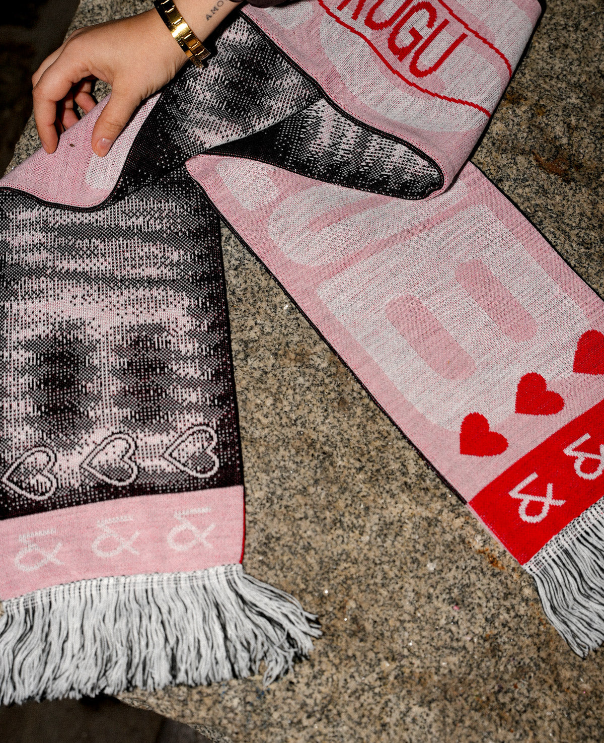 KUGU Stress Club Schal 2026